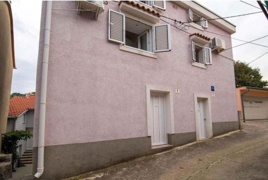 Greta Apartment Vrbnik Ngoại thất bức ảnh