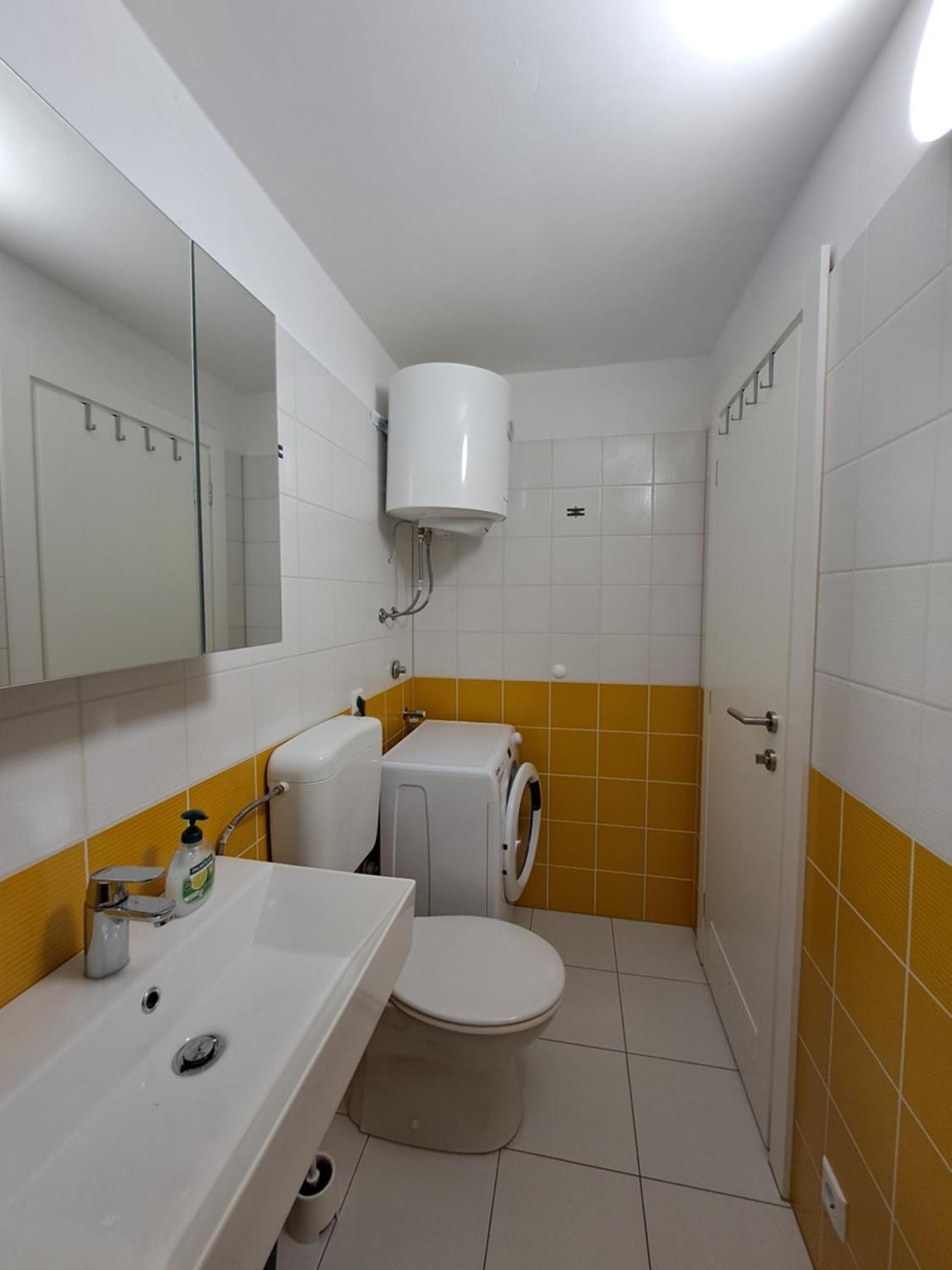 Greta Apartment Vrbnik Ngoại thất bức ảnh