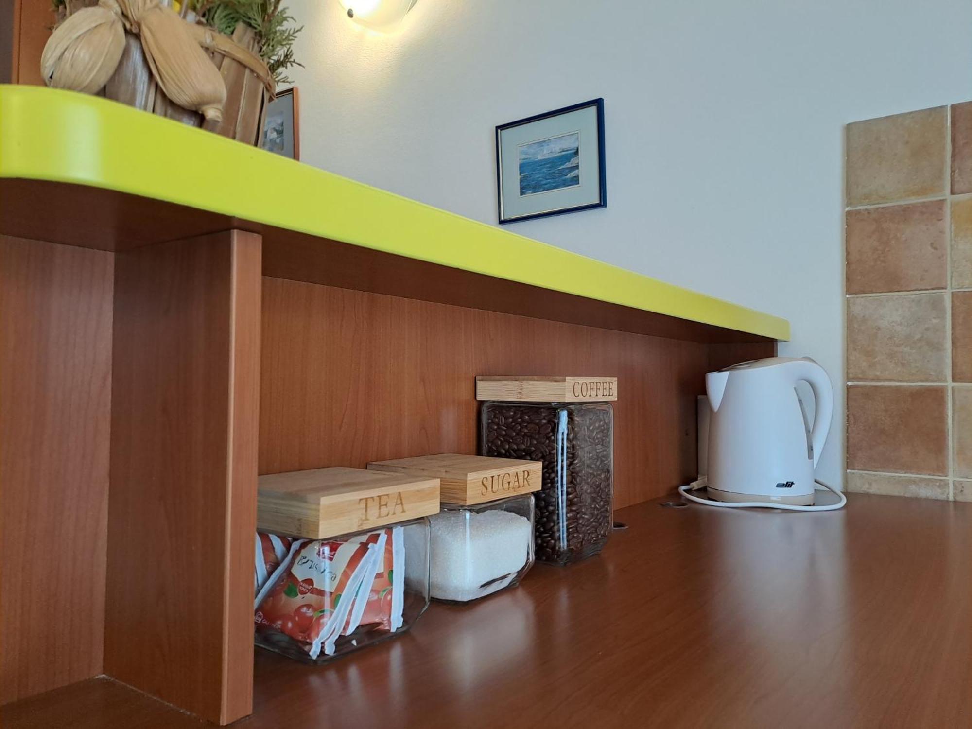 Greta Apartment Vrbnik Ngoại thất bức ảnh
